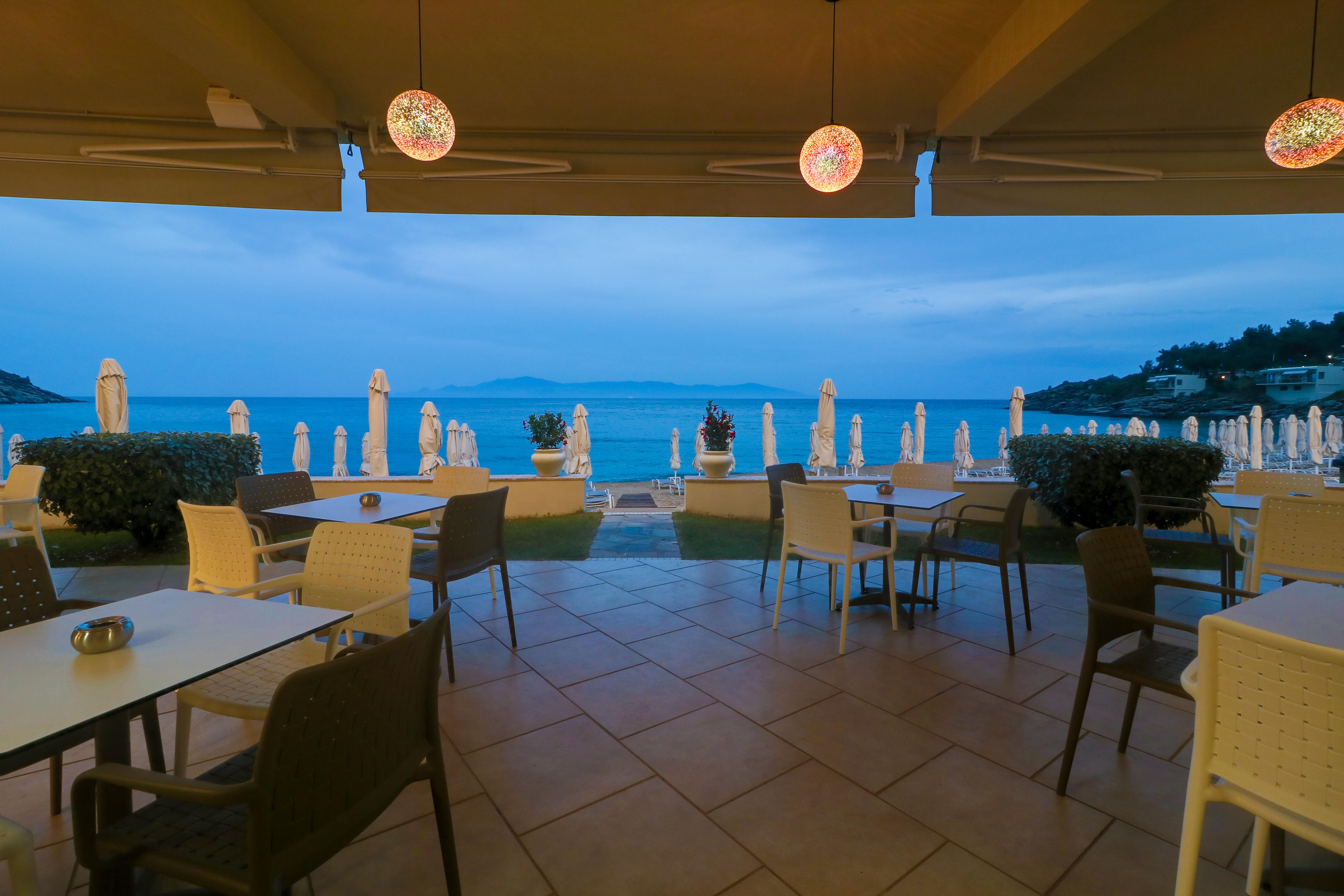 Tosca Beach Hotel Palaiontsiflikion Exterior photo