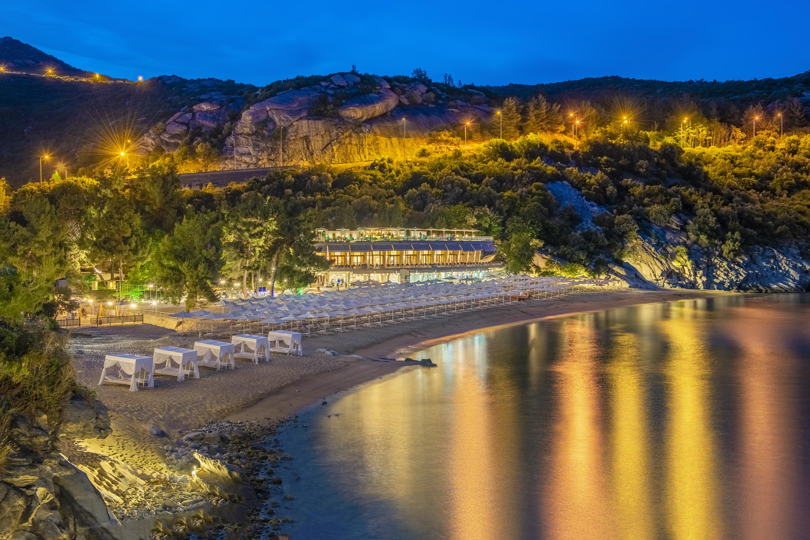 Tosca Beach Hotel Palaiontsiflikion Exterior photo