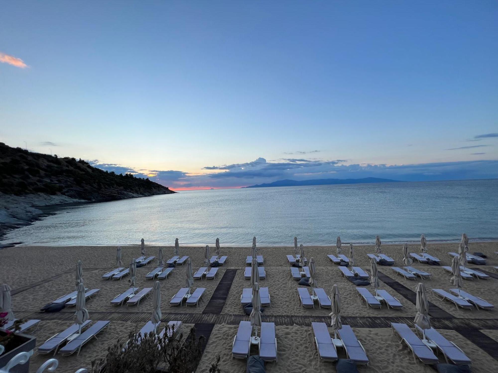 Tosca Beach Hotel Palaiontsiflikion Exterior photo